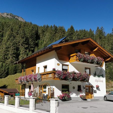 ホテル Haus Alpenruh ザンクト・レオンハルト・イム・ピッツタール エクステリア 写真